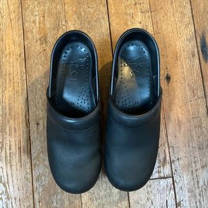 Dansko Professional clogs black oiled leather 38